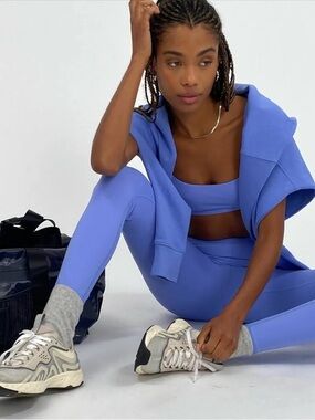 WeWoreWhat NEW V-Shape Legging size Small